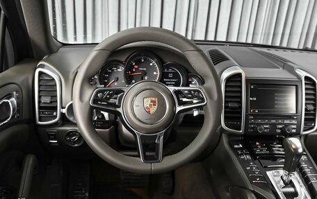 Porsche Cayenne III, 2015 год, 3 989 000 рублей, 13 фотография