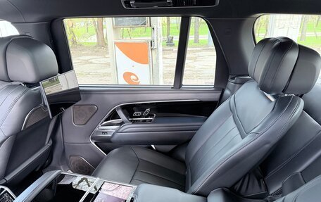 Land Rover Range Rover IV рестайлинг, 2024 год, 19 100 000 рублей, 16 фотография
