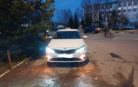 KIA Optima IV, 2019 год, 999 000 рублей, 3 фотография