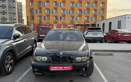 BMW 5 серия, 2001 год, 550 000 рублей, 1 фотография