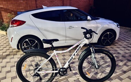 Hyundai Veloster I рестайлинг, 2014 год, 1 380 000 рублей, 2 фотография