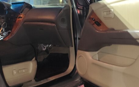 Lexus RX IV рестайлинг, 2000 год, 760 000 рублей, 9 фотография