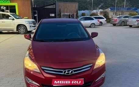 Hyundai Solaris II рестайлинг, 2016 год, 730 000 рублей, 1 фотография