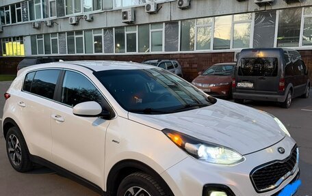 KIA Sportage IV рестайлинг, 2021 год, 2 399 999 рублей, 8 фотография