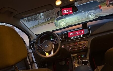 KIA Sportage IV рестайлинг, 2021 год, 2 399 999 рублей, 13 фотография