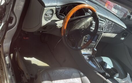 Mercedes-Benz CLS, 2005 год, 800 000 рублей, 4 фотография