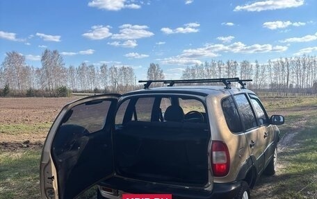Chevrolet Niva I рестайлинг, 2004 год, 319 000 рублей, 6 фотография