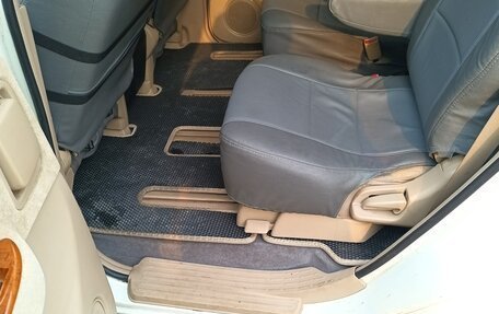 Nissan Presage I, 2001 год, 490 000 рублей, 17 фотография