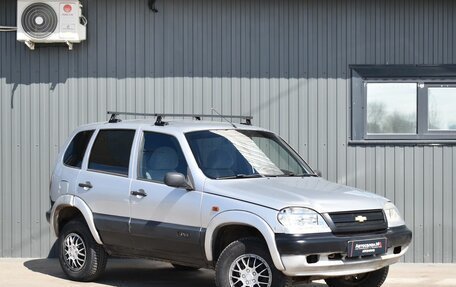 Chevrolet Niva I рестайлинг, 2004 год, 209 999 рублей, 3 фотография
