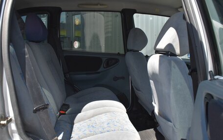 Chevrolet Niva I рестайлинг, 2004 год, 209 999 рублей, 14 фотография