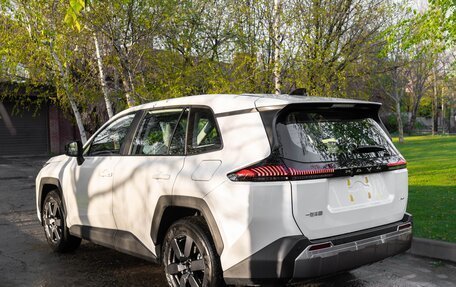 Toyota RAV4, 2026 год, 4 350 000 рублей, 3 фотография