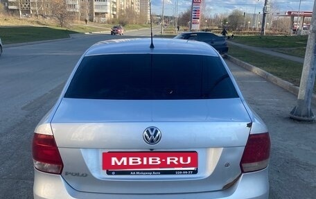 Volkswagen Polo VI (EU Market), 2010 год, 320 000 рублей, 2 фотография