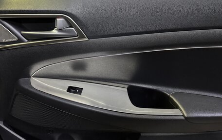 Hyundai Tucson III, 2017 год, 1 700 000 рублей, 24 фотография