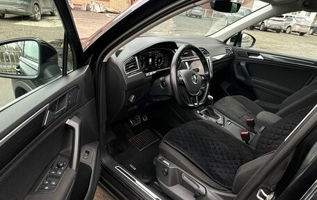Volkswagen Tiguan II, 2018 год, 2 365 000 рублей, 9 фотография
