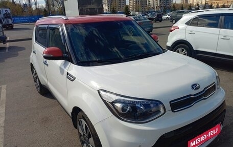 KIA Soul II рестайлинг, 2018 год, 1 850 000 рублей, 6 фотография
