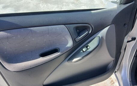 Toyota Vitz, 2000 год, 340 000 рублей, 29 фотография