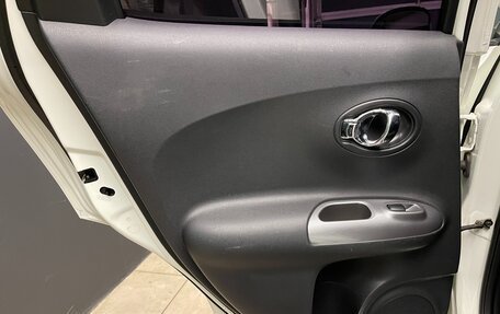 Nissan Juke II, 2011 год, 990 000 рублей, 18 фотография
