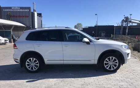 Volkswagen Touareg III, 2016 год, 3 750 000 рублей, 6 фотография