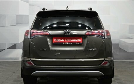 Toyota RAV4, 2015 год, 2 195 000 рублей, 4 фотография