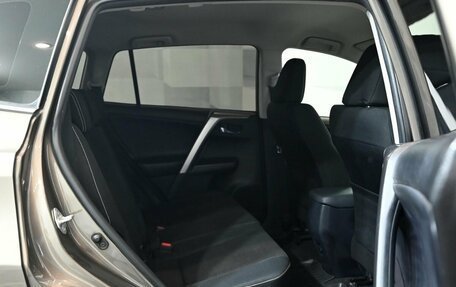 Toyota RAV4, 2015 год, 2 195 000 рублей, 11 фотография