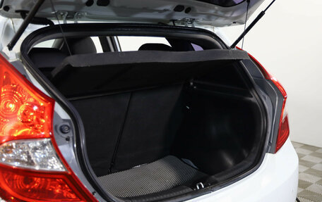 Hyundai Solaris II рестайлинг, 2013 год, 699 000 рублей, 18 фотография