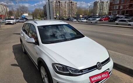 Volkswagen Golf VII, 2019 год, 1 950 000 рублей, 9 фотография