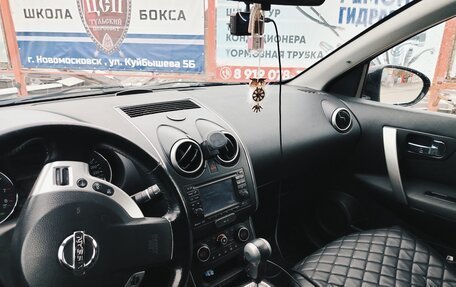 Nissan Qashqai, 2011 год, 870 000 рублей, 3 фотография