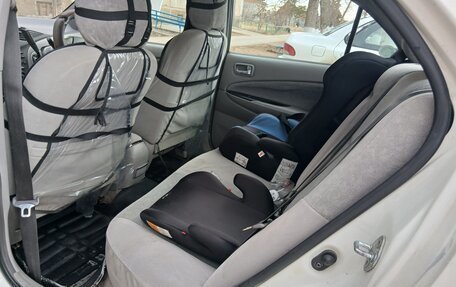 Toyota Prius IV XW50, 2000 год, 450 000 рублей, 6 фотография