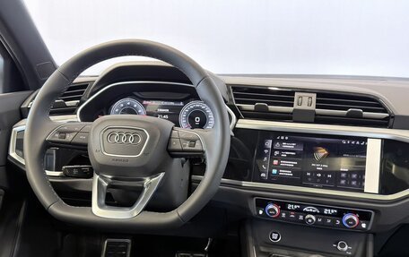 Audi Q3, 2025 год, 4 990 000 рублей, 19 фотография