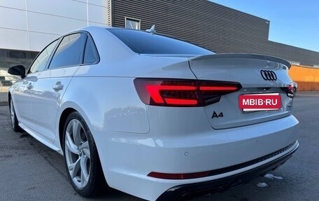 Audi A4, 2019 год, 3 150 000 рублей, 3 фотография