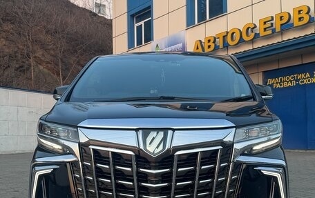 Toyota Alphard III, 2022 год, 5 650 000 рублей, 2 фотография