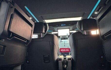 Toyota Alphard III, 2022 год, 5 650 000 рублей, 14 фотография