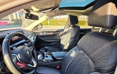 BMW 5 серия, 2019 год, 4 200 000 рублей, 8 фотография
