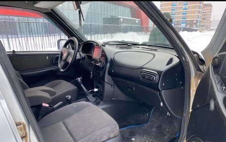 Chevrolet Niva I рестайлинг, 2004 год, 280 000 рублей, 6 фотография