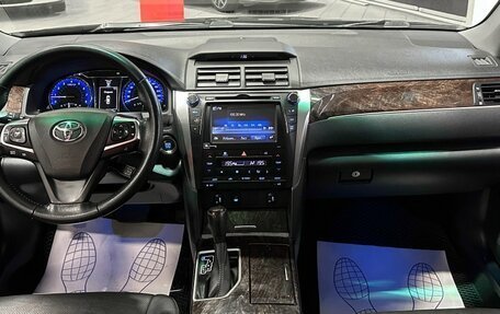 Toyota Camry, 2017 год, 2 407 000 рублей, 28 фотография