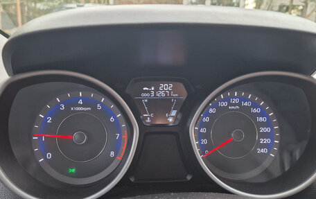 Hyundai Elantra V, 2012 год, 899 000 рублей, 9 фотография