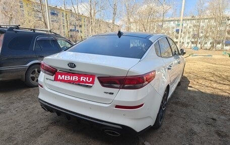 KIA Optima IV, 2019 год, 1 900 000 рублей, 3 фотография