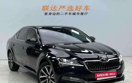 Skoda Superb III рестайлинг, 2024 год, 2 310 999 рублей, 3 фотография