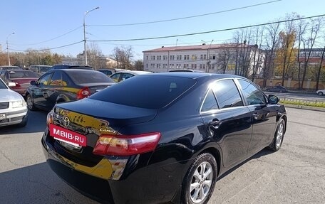 Toyota Camry, 2011 год, 1 150 000 рублей, 4 фотография