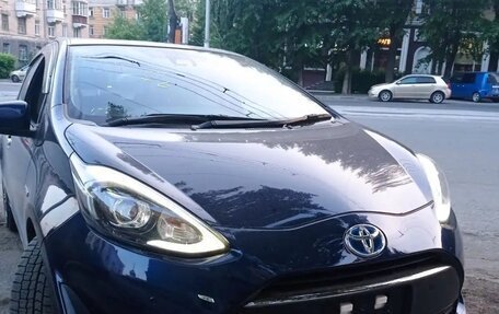 Toyota Aqua, 2026 год, 1 265 000 рублей, 3 фотография