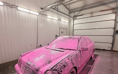 Mercedes-Benz E-Класс, 1997 год, 800 000 рублей, 12 фотография