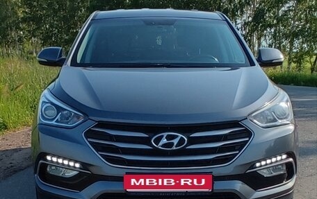 Hyundai Santa Fe III рестайлинг, 2017 год, 1 880 000 рублей, 2 фотография