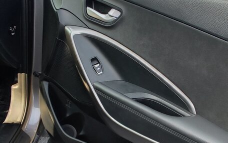 Hyundai Santa Fe III рестайлинг, 2017 год, 1 880 000 рублей, 9 фотография