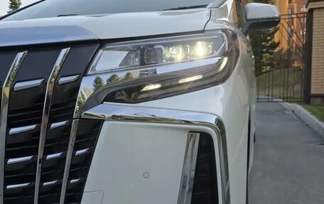 Toyota Alphard III, 2019 год, 4 900 000 рублей, 12 фотография