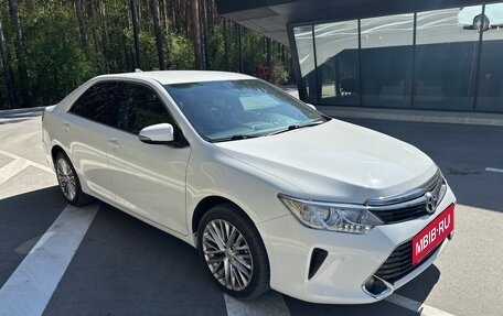 Toyota Camry, 2016 год, 1 850 000 рублей, 21 фотография