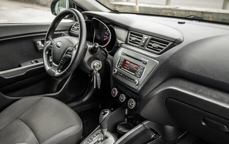 KIA Rio III рестайлинг, 2017 год, 1 098 000 рублей, 20 фотография