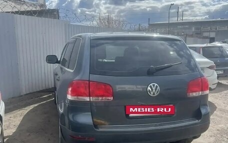 Volkswagen Touareg III, 2004 год, 450 000 рублей, 4 фотография