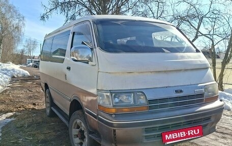 Toyota HiAce H100, 1992 год, 600 000 рублей, 2 фотография