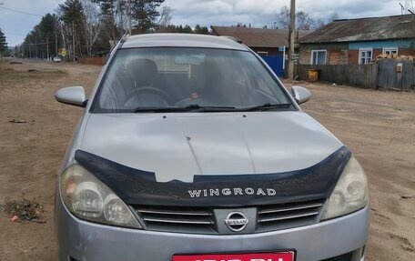Nissan Wingroad III, 2003 год, 380 000 рублей, 1 фотография