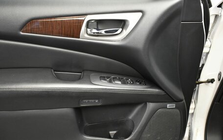 Nissan Pathfinder, 2014 год, 1 820 000 рублей, 14 фотография